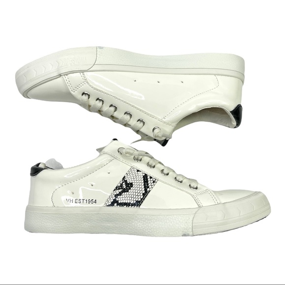 ♦️SOLD♦️NIB Vintage Havana Quincy Patent Leather Sneakers in Liquid White - Picture 3 of 9